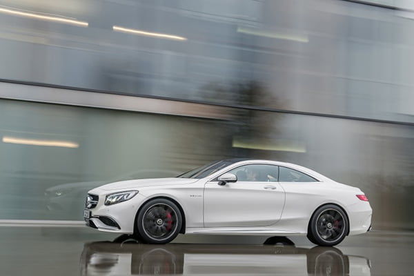 mercedes-benzs-S63-amg-coupe-8