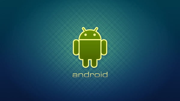 Android Liderligi Birakmiyor!