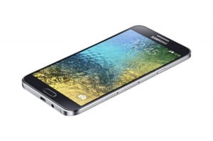 Samsung_Galaxy_E5 (2)
