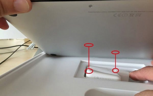 MacBook'lar Kutudan Ezik Cikiyor!