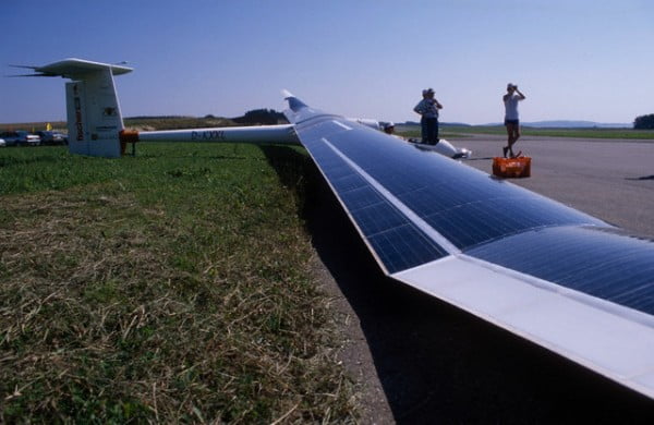 güneş enerjili uçak