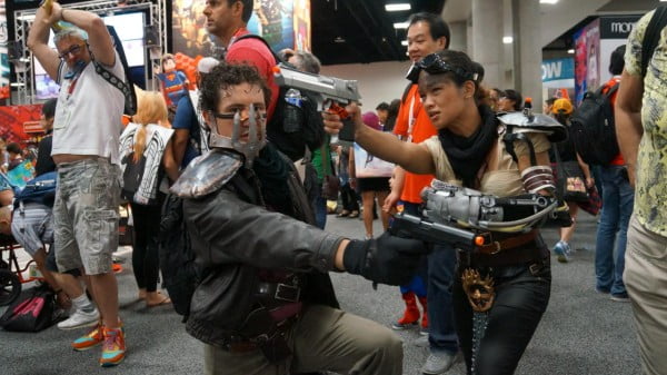 2904059-comic-con-2015-00091[1]