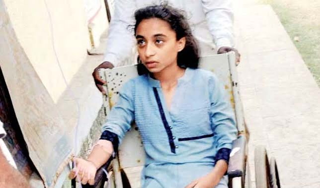 Selfie tutkusu yüzünden 14 kişi öldü! 2 Selfie tutkusu Hindistan