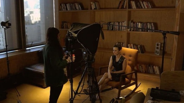 and-actress-linda-cardellini-in-the-library-set[1]