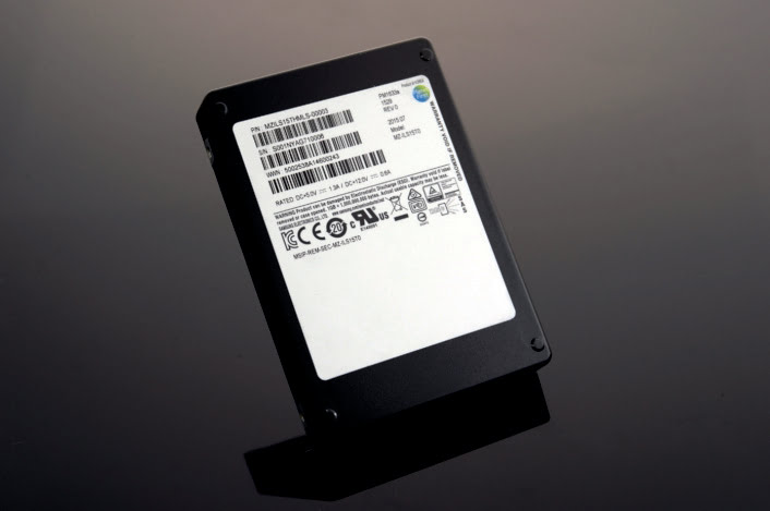 Samsung 15 TB SSD diskini duyurdu! 2 samsung-15-tb-ssd