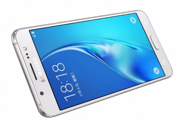 samsung-galaxy-j7 (1)