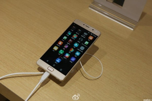 lenovo-vibe-p2-with-5-5-inch-1080p-amoled-display-leaks-in-images-506791-2