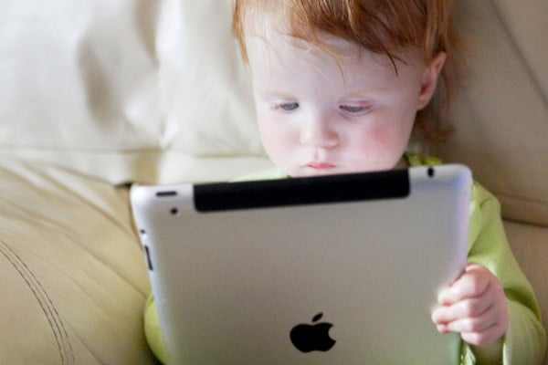 çocukları ekranlardan uzak tutmalı mıyız