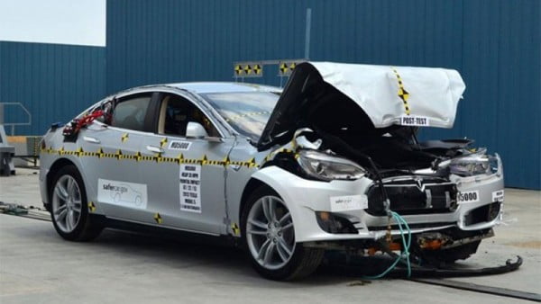 elektrikli arabalar kazalarda güvenli mi