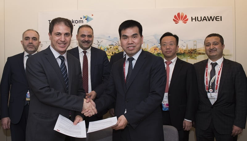 Türk Telekom ve Huawei 5G iş birliği 2 1488444346 TurkTelekom Huawei Isbirligi 2