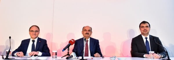 Google Dijital Atölye Basin_Toplantisi_Soldan-Saga_iSKUR GM Mehmet Ali Özkan_Calisma ve SG Bakani_Mehmet Müezzinoglu__ Google Türkiye Ülke Direktörü Bülent Hiçsönmez