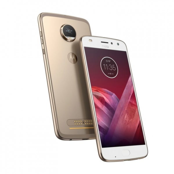 Moto Z2 Play (1)