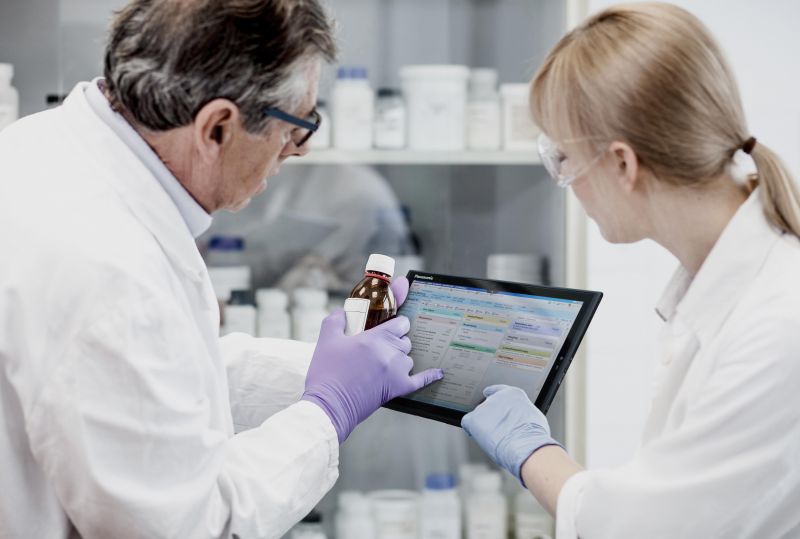 Panasonic Toughbook CF-XZ6 3