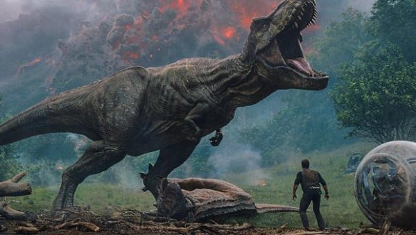 Jurassic World: Fallen Kingdom'ın ilk fragmanı yayınlandı