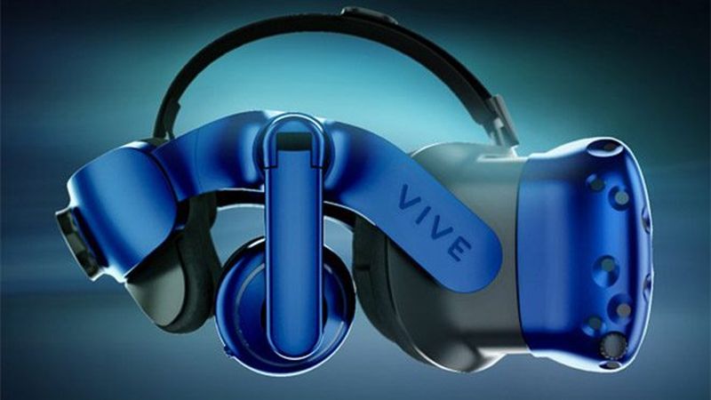 HTC, halen devam eden CES 2018 Tüketici Elektroniği Fuarı’nda yeni sanal gerçeklik gözlüğünü tanıttı. HTC Vive Pro olarak adlandırılan sanal gerçeklik gözlüğü daha önce piyasaya sürülen Vive Focus VR'ın gelişmiş bir versiyonu.