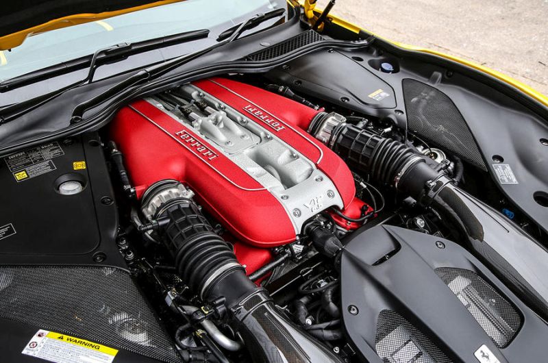 2018 Ferrari 812 Superfast piyasaya çıktı 2