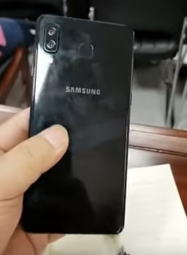 Yeni Samsung Galaxy A9 Star, kameralara yakalandı!