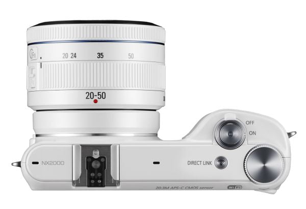 Samsung Yeni Fotoğraf Makinesi NX2000 'i Tanıttı 3 NX2000 White 4