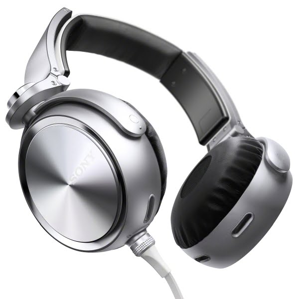 Sony_MDR-XB910