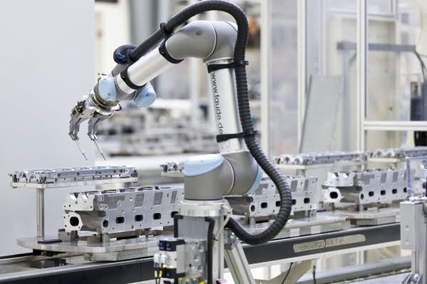 UR5_VW_GlowPlug_Source_FotodesignGasparini_1a