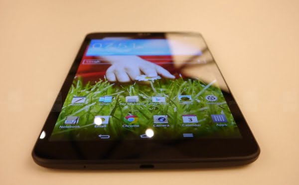 lg-g-pad-8-3-hands-on-006
