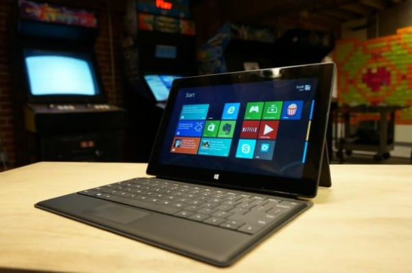 Misrosoft Pillere El Attı 1 Microsoft Surface Pro 2 yeni pilleriyle gelebilir.