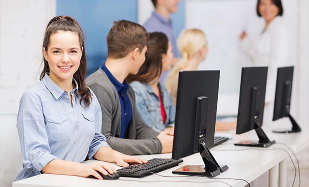 Bilişimde Nitelikli Eleman Mumla Aranıyor