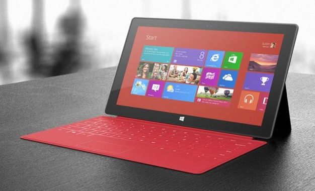 Intel İşlemcili Surface Tablet Yolda