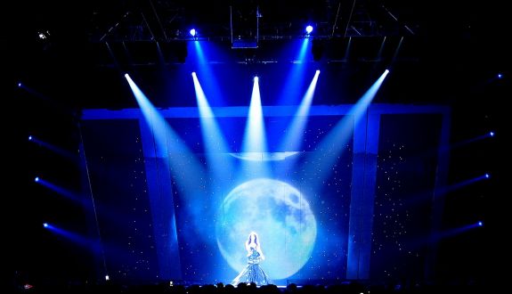 EyeLiner SarahBrightmanSymphonyTour