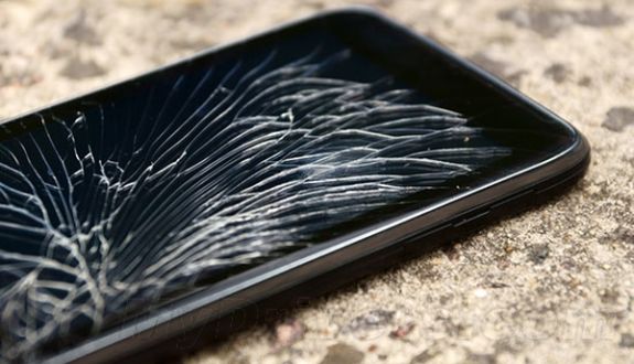 iPhone 6 ’da Neden Safir Ekran Kullanılmadı? 18 iPhone 6 safir ekran manset