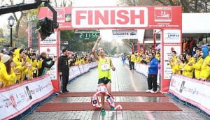 Vodafone İstanbul Maratonu Gerçekleşti 19 42km+erkekler+birincisi+Hafid+Chani