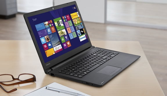 Satellite Pro R50 Lifestyle 01