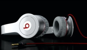 apple beats headphones 1