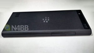 BlackBerry Leap 575