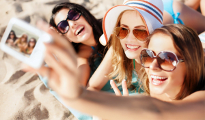 wersm facebook moments app standalone facial recognition beach1