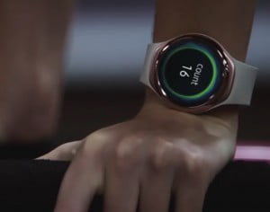 Akıllı saat ve akıllı bileklikler arasındaki fark ne? 5 Samsung SM R150 akıllı bileklik