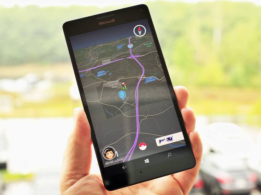 Pokemon GO Windows Phone'a Geldi! 1 13668813 1394261717255657 3303115634524709806 o