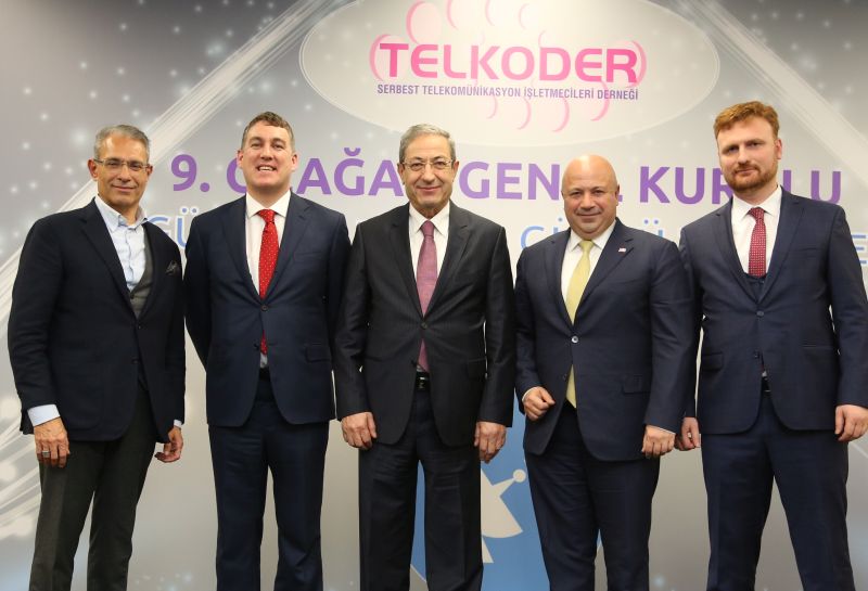 T rk Telekom CEO su Dr. Paul Doany Vodafone CEO su Colman Deegan TELKODER Ba kan Yusuf Ata Ar ak Turkcell CEO su Kaan Terzio lu T rksat Genel M d r Yard mc s Abd lkad 1