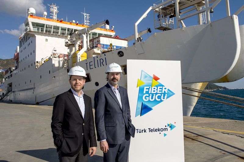 denizaltı veri hattı