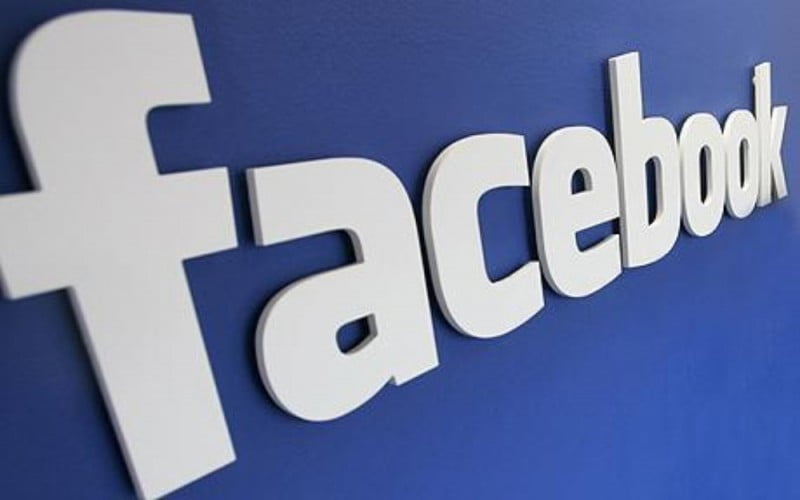 Facebook, büyümeye devam ediyor