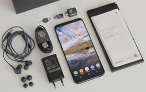 galaxy s8 kutu icerigi