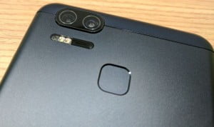 Asus ZenFone Zoom S kutu açılışı videosu 27 asus zenfone zoom s 7