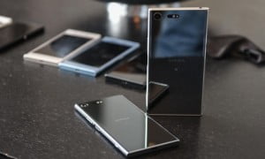 Sony Xperia XZ Premium 6