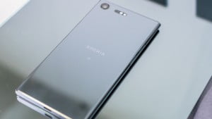 sony xperia xz33