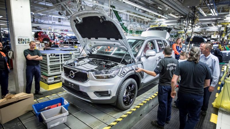 Volvo XC40 Üretimine Başladı