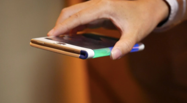 katlanabilir ekranlı telefonlar p