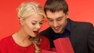 Kadınlar için alınabilecek en iyi 5 Sevgililer Günü hediyesi 15 kadın