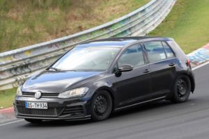Sekizinci Nesil Volkswagen Golf 2019’un son çeyreğinde yola çıkacak