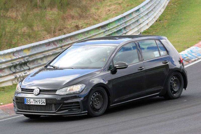 Sekizinci Nesil Volkswagen Golf 2019’un son çeyreğinde yola çıkacak