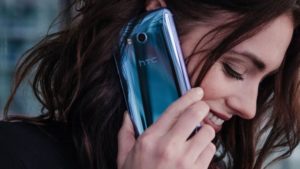 HTC U12+ duvar kağıtları sızdı! 15 HTC U12